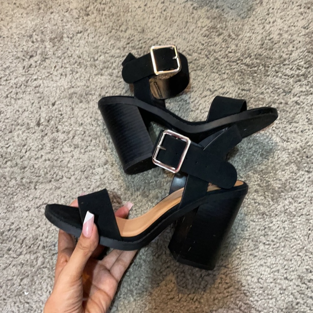 Black sandals